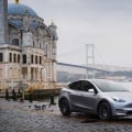 Otomobil Tamirleri İçin Bütçeleme: Türkiye'de Ford ve Tesla Sahipleri İçin Akıllı Bir Yaklaşım